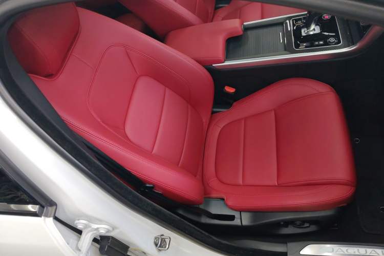 Used Jaguar XEL 2024 2.0T 250 PS R-DYNAMIC S Ebony Black Sport Edition
