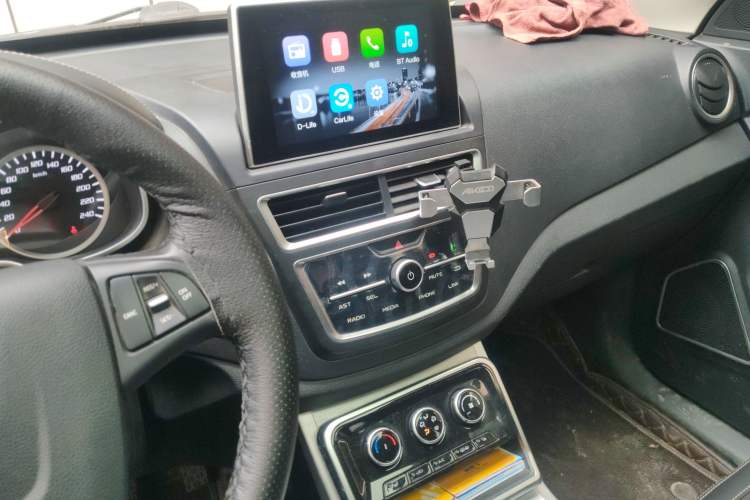 Used Bestune X40 2019 1.6L Manual Luxury Edition China VI
