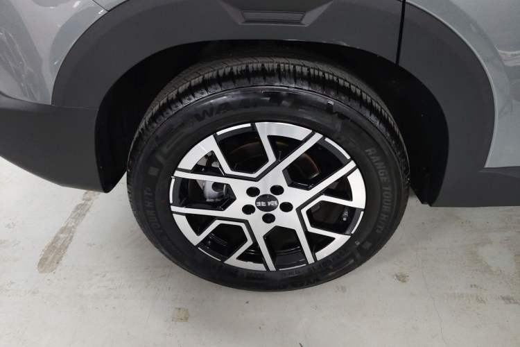 Used BAIC Off-Road BJ30 2026 Model Traveler 1.5T DCT Two-Wheel Drive Seven-Seat Version
