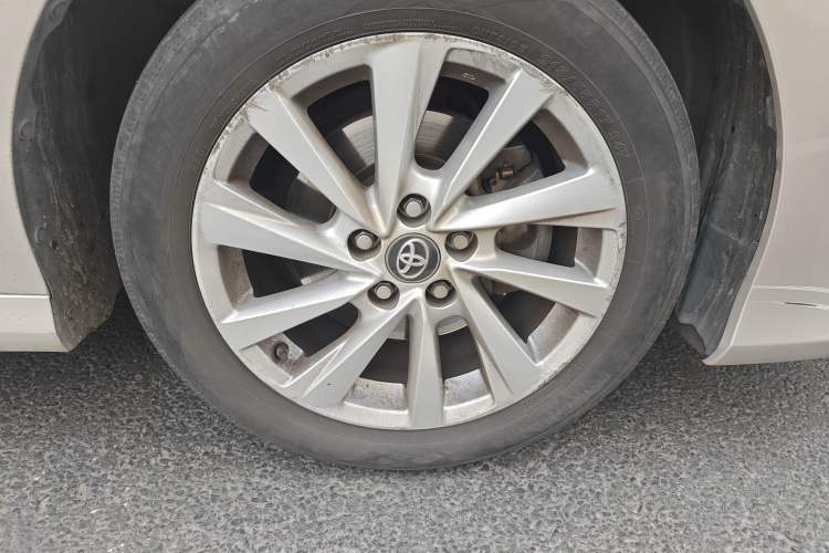 Used Toyota Camry 2021 2.0G Luxury Edition
