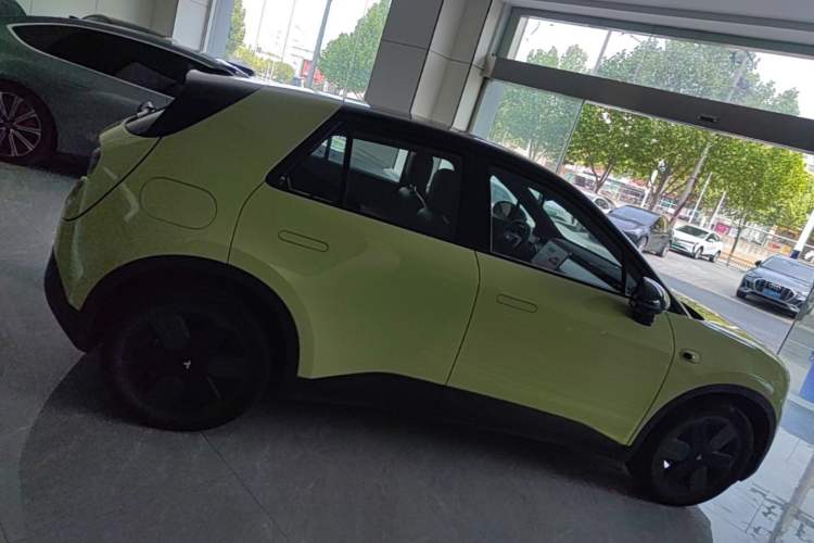 Used firefly 2025 Free Edition
