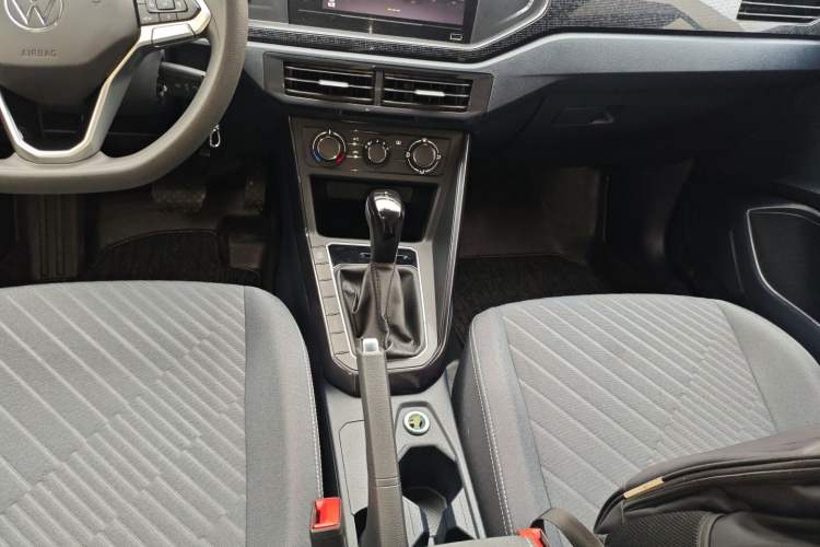 Used Volkswagen Lavida 2023 New Rui 1.5L Automatic New Yi Edition Gear Lever