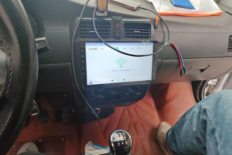 Used Wuling Rongguang 2021 1.5L Extended Standard-Size Window-Sealed Car Air-Conditioned Version 5 Seats L3C Audio And AC Panel