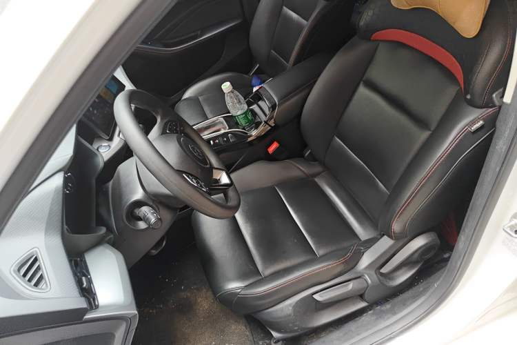 Used MG 5 2021 180 DVVT CVT Youthful Style Edition Left Front Seat