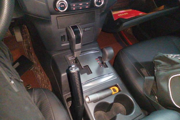 Used Mitsubishi Pajero 2015 3.0L Automatic Elite Edition China V Standard