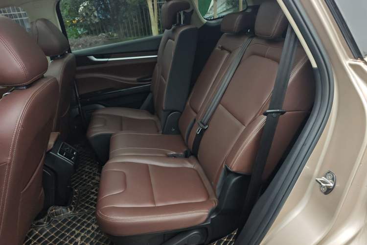 Used TRAUM S70 2018 1.5T Automatic Comfort Model 7 Seats