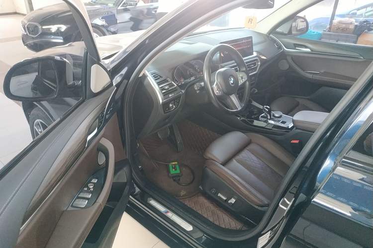 Used BMW X3 2023 xDrive30i Leading Model M Night Edition Package
