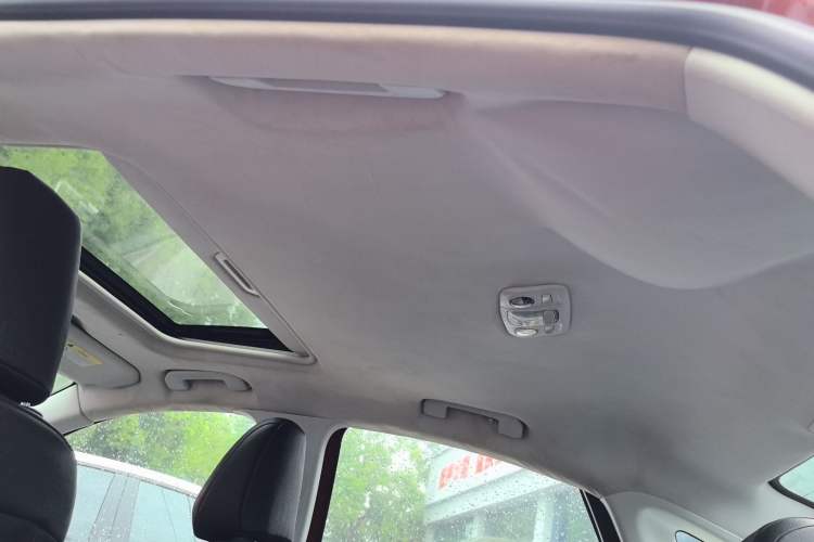 Used Peugeot 308 2016 230THP Automatic Luxury Edition Headliner