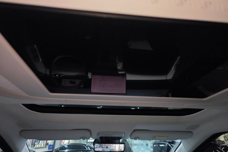 Used XPeng X9 2024 610 Long-Range Max
