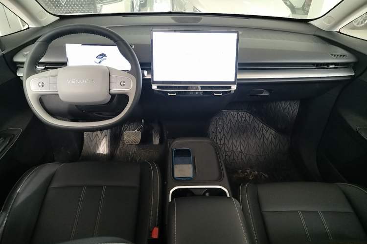 Used Venucia VX6 2025 Large Flat-Layout 520 Pro