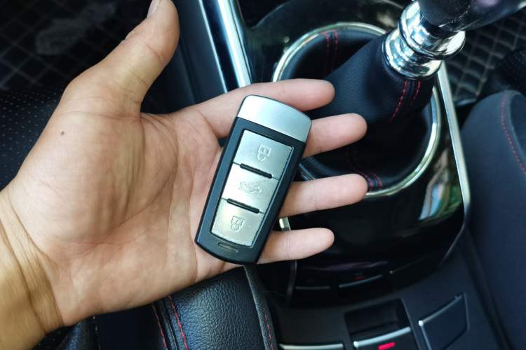 Used Zotye Domy X5 2017 Platinum Edition 1.5T Manual Luxury Model Vehicle Key