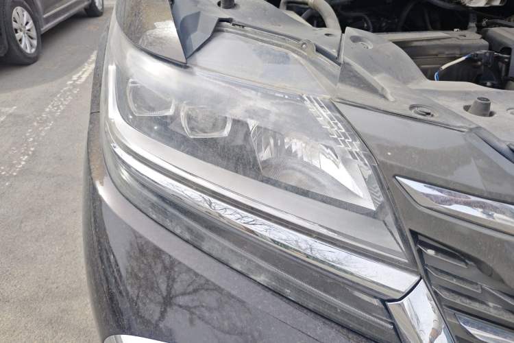 Used Honda Elysion 2016 2.4L Classic Edition Right Front Headlight