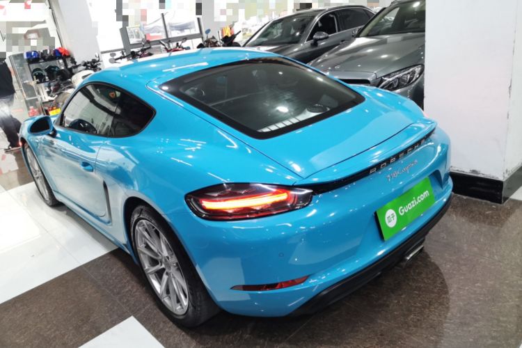 Used Porsche 718 2016 Cayman 2.0T
