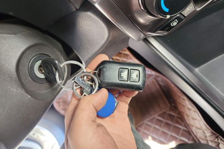 Used Toyota YARiS L Zhi Xuan 2015 1.5E Automatic Charm Edition