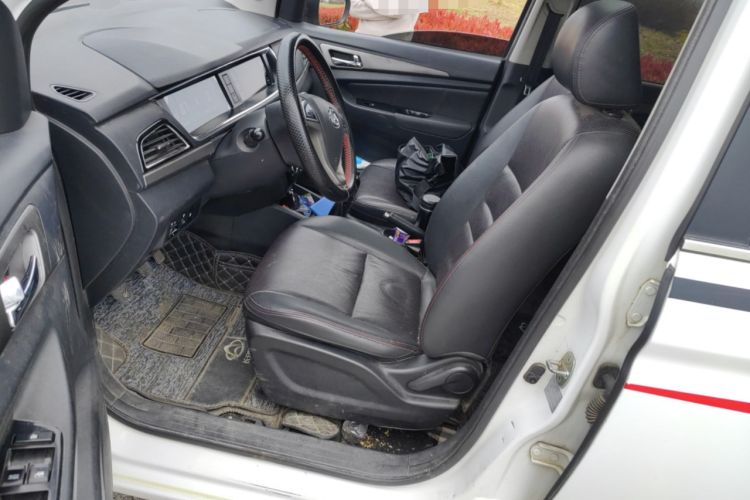 Used CHANGAN KAICHENG Oushang A600 2016 1.5L Manual Luxury 7-Seater Left Front Seat