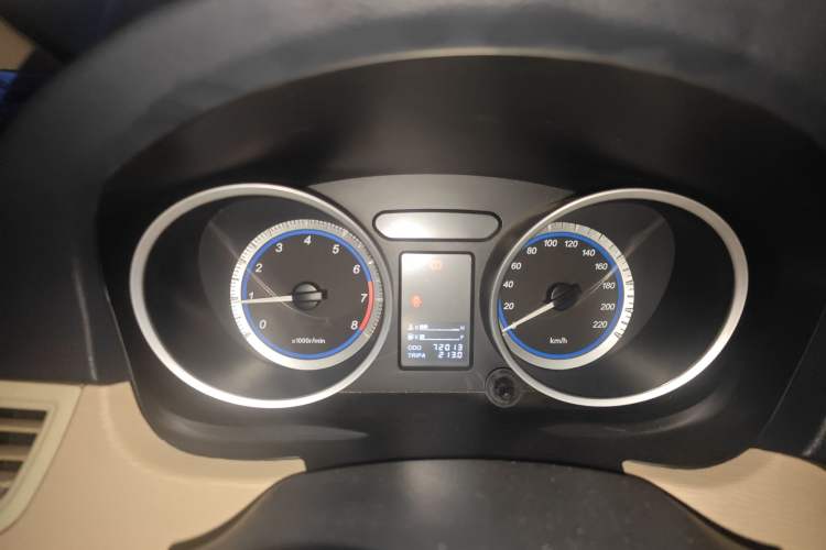 Used Soueast V5 Lingzhi 2012 1.5L Manual Standard Edition