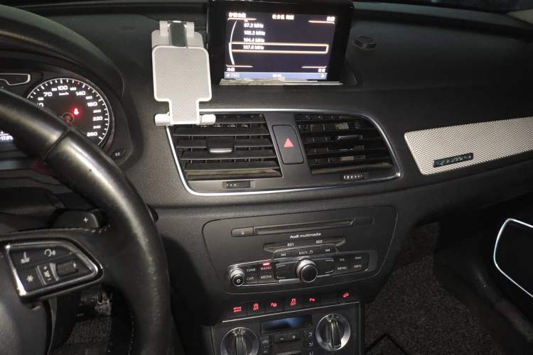 Used Audi Q3 2013 40 TFSI quattro Luxury Model
