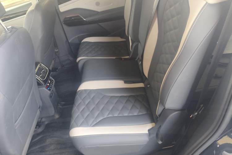 Used Volkswagen ID.6 CROZZ 2024 PRO Model
