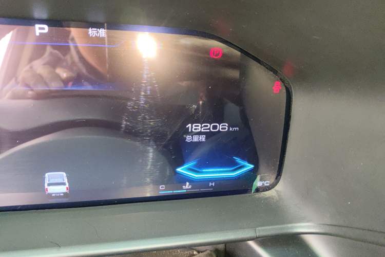 Used Haval X DOG 2022 1.5T DCT Two-Wheel Drive Trendy Edition Odometer Close Up