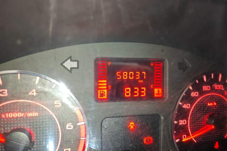 Used Wuling Hongguang V 2021 1.5L Jingqu Version LAR Odometer Close Up