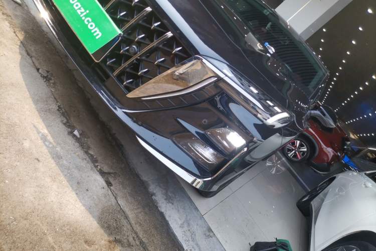 Used Hongqi H6 2023 2.0T ZhiShang Version
