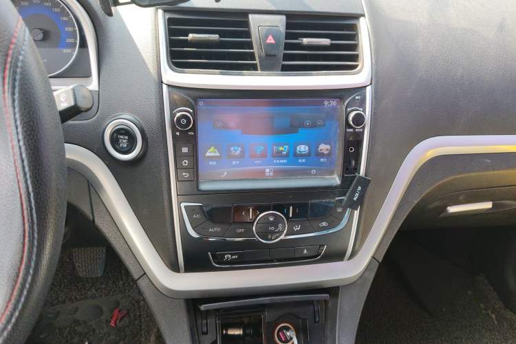 Used Geely Auto Emgrand 2016 Hatchback RS 1.5L Manual - Upward Edition
