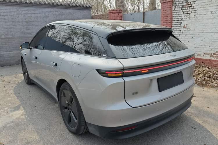 Used Li Auto i6 2025 Model Two-Wheel-Drive Standard Type