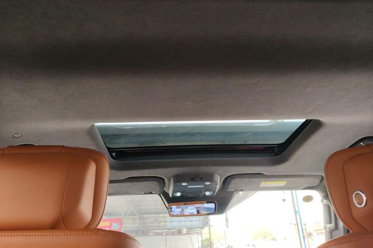 Used Brave warrior 917 2023 Range-Extended Founder Edition Headliner