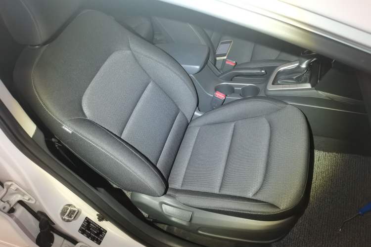 Used Hyundai Elantra (6th Generation / Lingdong) 2016 1.6L Automatic ZhiXuan – Elite Version
