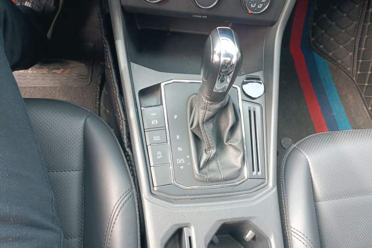 Used Volkswagen Lavida 2021 1.5L Automatic Comfort Edition
