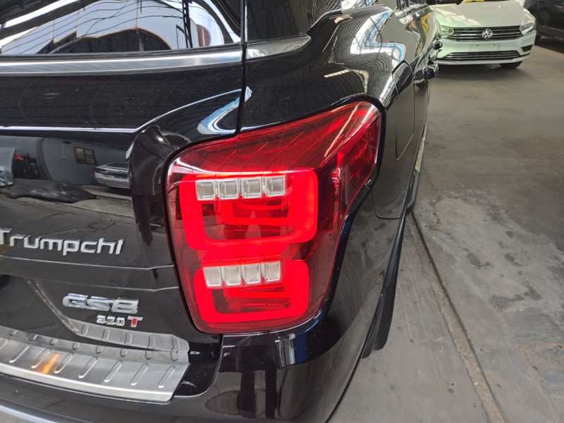 Used GAC Trumpchi GS8 2017 320T Two-Wheel Drive Luxury Smart Connectivity Version (7 Seats) — 7