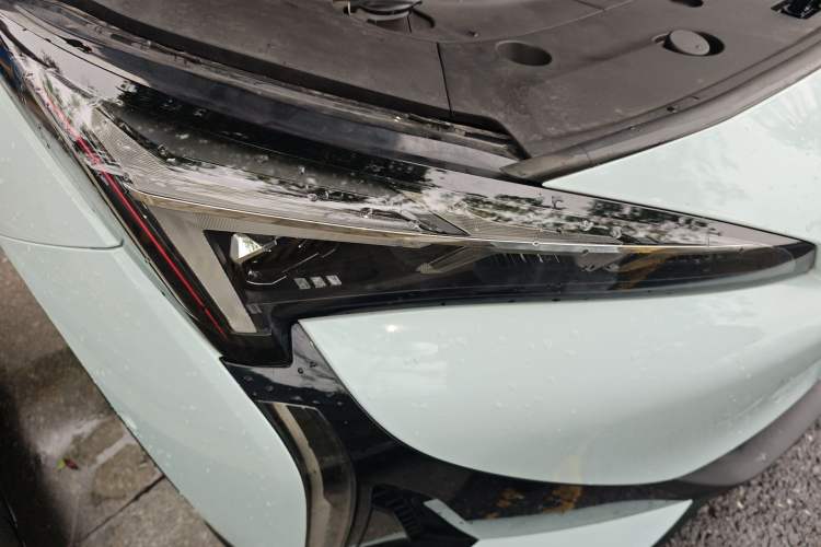 Used ARCFOX Alpha S5 2024 560MAX 185kW Right Front Headlight