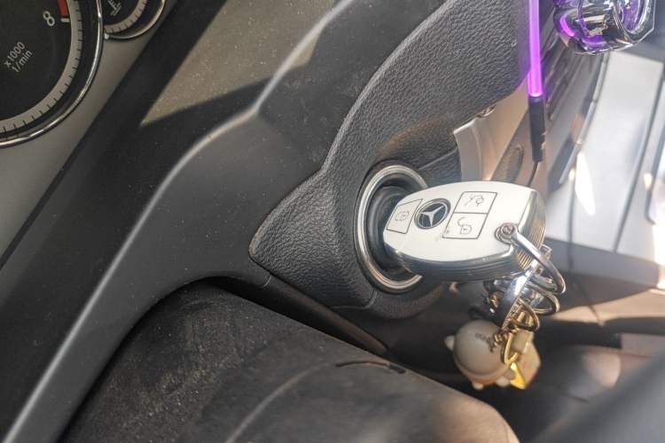 Used Mercedes-Benz E-Class 2011 E 260 CGI Coupe