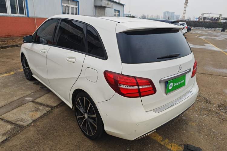 Used Mercedes-Benz B-Class 2015 B 200 Luxury Model