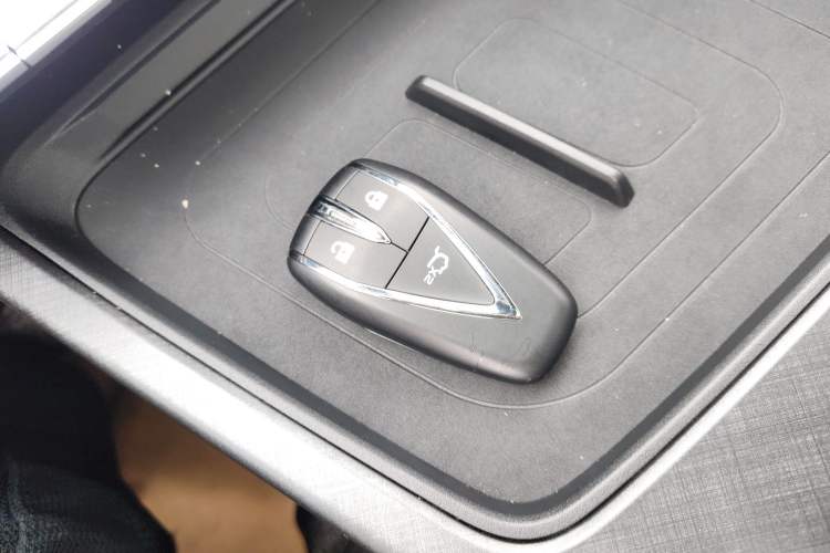 Used Changan UNI-T 2022 1.5T Prestige Version
