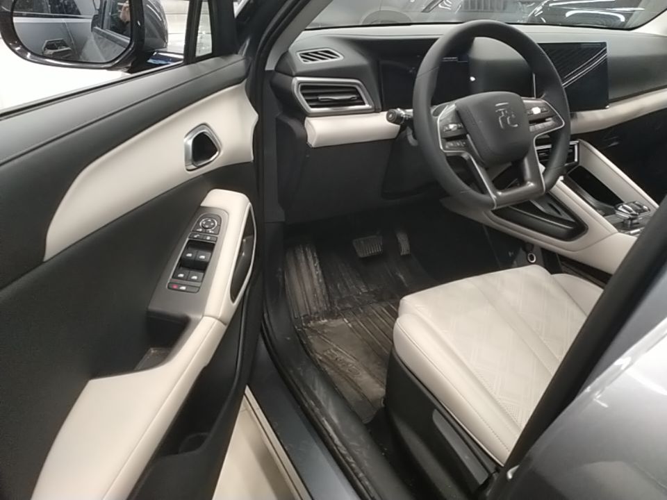 BYD Yuan UP 2024 401 km Active Version — снимка 18