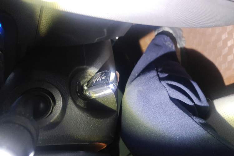 Used Luxgen U6 SUV 2014 1.8T Fashion Edition Vehicle Key