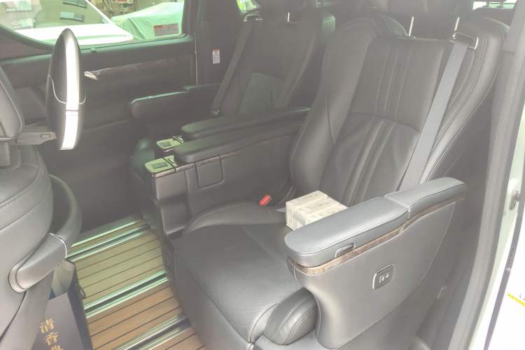 Used Toyota Vellfire 2020 Dual-Engine 2.5L HV Prestige Edition