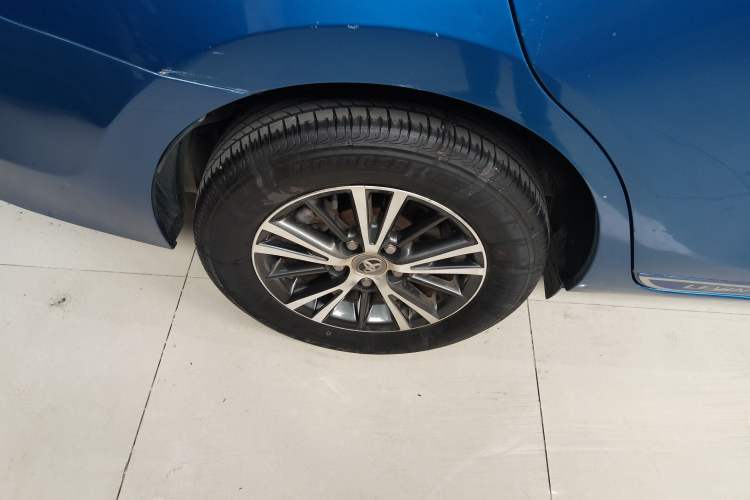 Used Toyota Levin 2016 Dual-Engine 1.8H GS E-CVT Elite Model with Sunroof