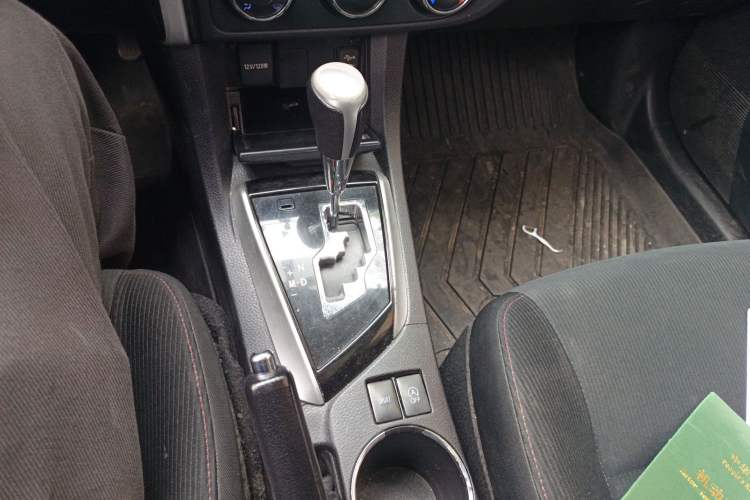 Used Toyota Corolla 2017 Revised Version 1.2T S-CVT GL-i Gear Lever