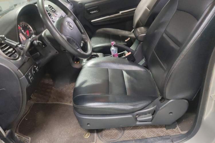 Used Haval H5 Classic 2012 ZhiZun Edition Green Silence 2.0T Automatic Two-Wheel Drive Comfortable Model Left Front Seat