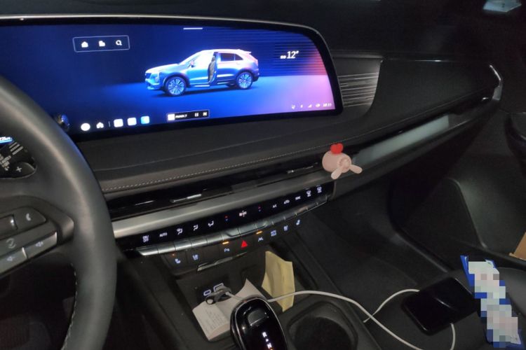 Used Cadillac XT4 2023 28T Two-Wheel Drive Prestige Version
