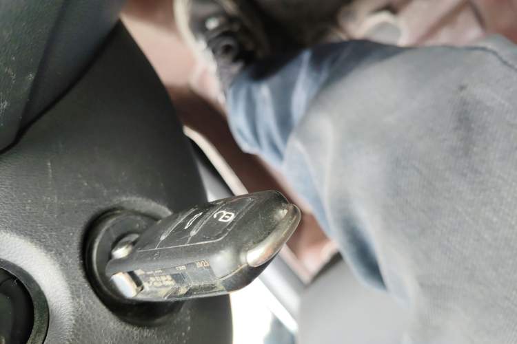 Used Jetta VA3 2024 1.5L Automatic Entry Version Vehicle Key