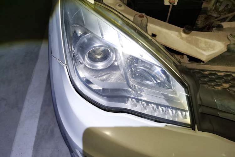 Used FAW Senya S80 2015 1.5L Manual 7-Seater Urban Edition
