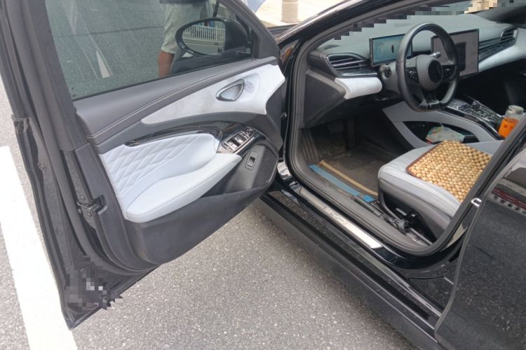 Used BYD Seal 2022 550 km Standard Range Rear-Wheel Drive Prestige Version
