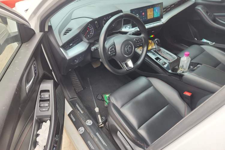 Used MG 5 2021 180 DVVT CVT Youthful Style Edition
