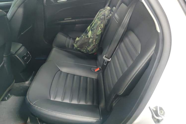 Used Ford Mondeo New Energy 2018 2.0 PHEV Smart-Controlled Fashion Edition China VI Standard
