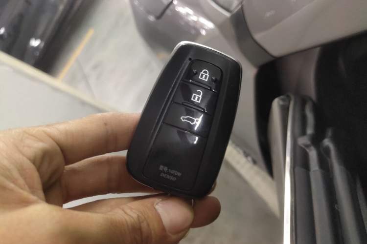 Used Toyota Wildlander 2023 Dual-Motor 2.5L E-CVT Four-Wheel Drive Prestige Edition