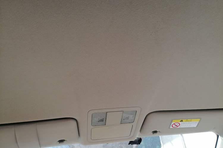 Used Nissan Sylphy 2012 Classic 1.6XE Automatic Comfort Edition Headliner