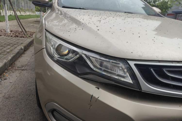 Used Geely Auto Emgrand GL 2017 1.3T Manual Elite Model Right Front Headlight